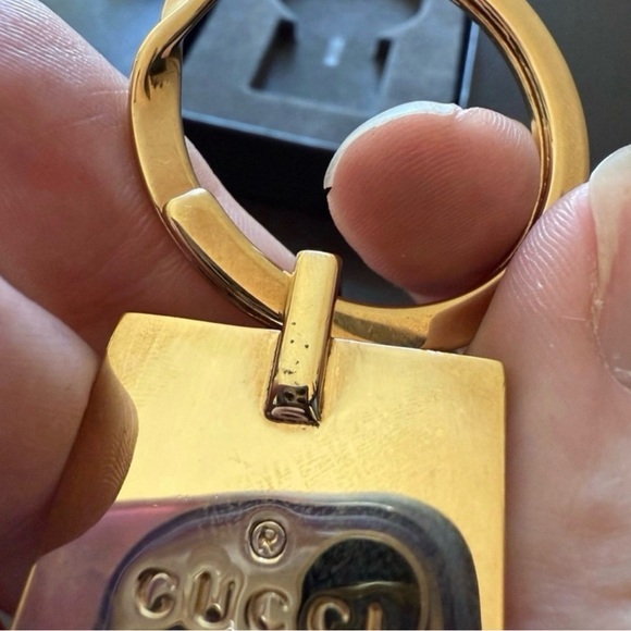 Gucci Gold and Black Key chain with box - Picture 3 of 5